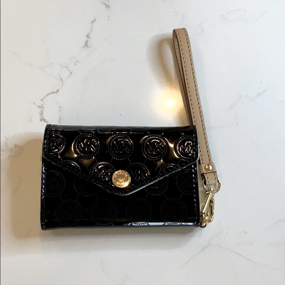 Michael Kors Wallet/Phonecase